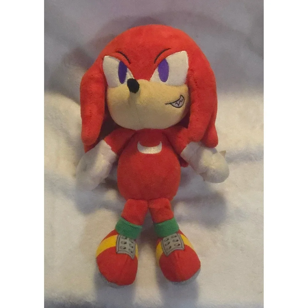 Jazwares Sonic the Hedgehog Knuckles the Echidna 9 Inch Plush Red Stuffed Toy